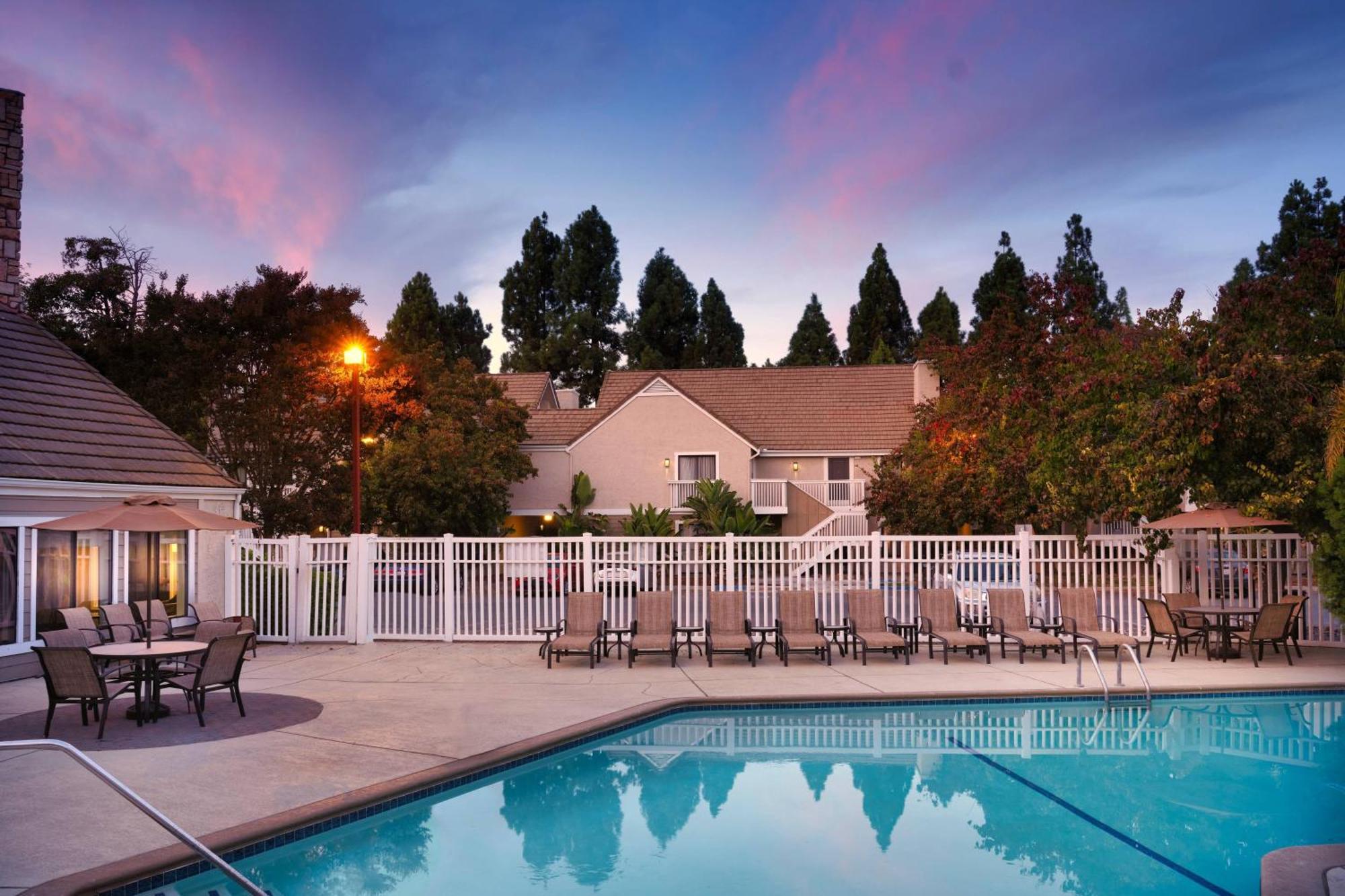 Residence Inn Sunnyvale Silicon Valley II Exterior foto